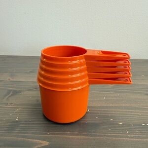 Vintage Tupperware measuring cups
5 pieces